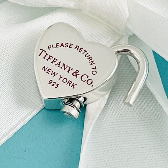 RARE Return to Tiffany Heart Padlock Charm Pendant in Red Enamel and Silver - Picture 5 of 6
